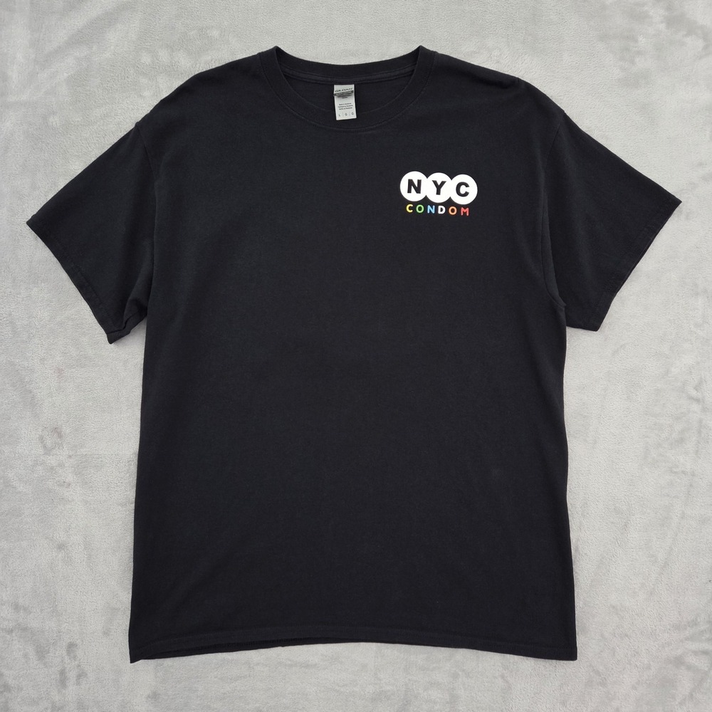 NYC Condom T-Shirt Mens L Black 2010s Free Condom One Legend XL Gildan Tee